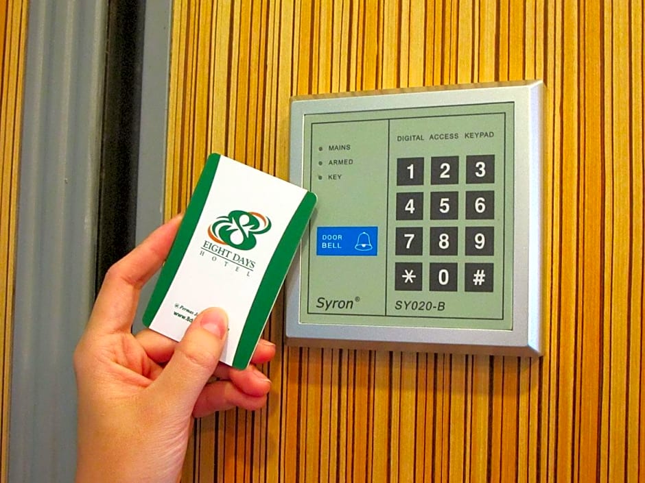 Eight Days Hotel Permas Jaya