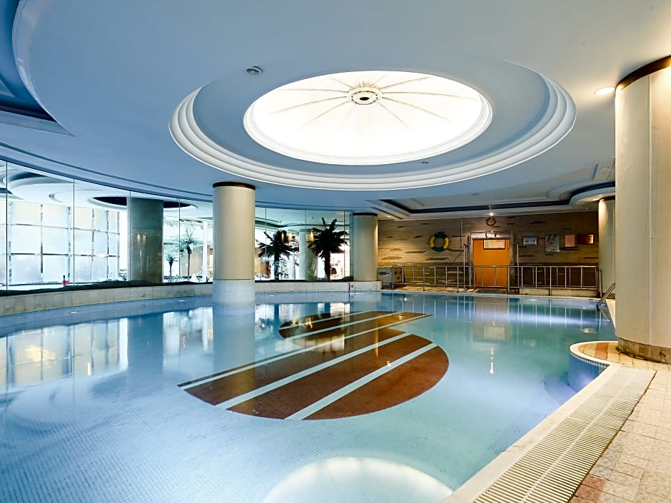 Sunshine Hotel