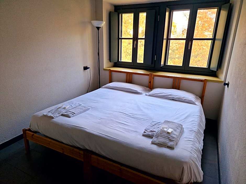 B&B e Ostello, Parco di Monza, CASCINA COSTA ALTA