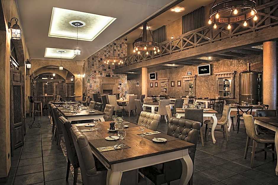 Villa Plaza Boutique Hotel & Spa