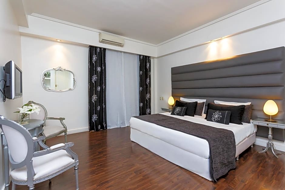 Le Cinque Lusso Hotel