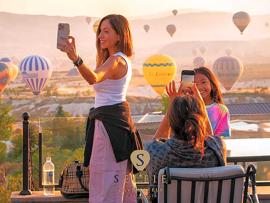 Cappadocia Fairy Chimneys Selfie Cave Hotels - Special Class