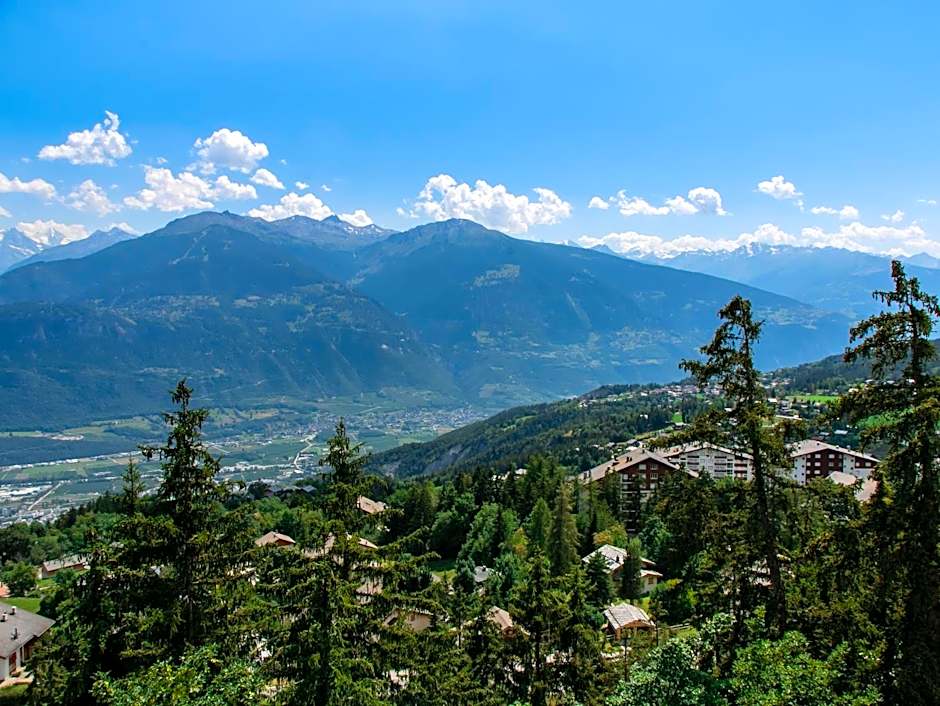 Hotel-Restaurant Le Mont Paisible, Crans-Montana
