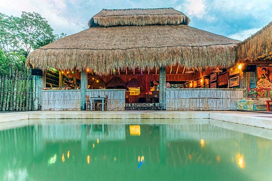 La Embajada Universal The Eighth Color of Bacalar