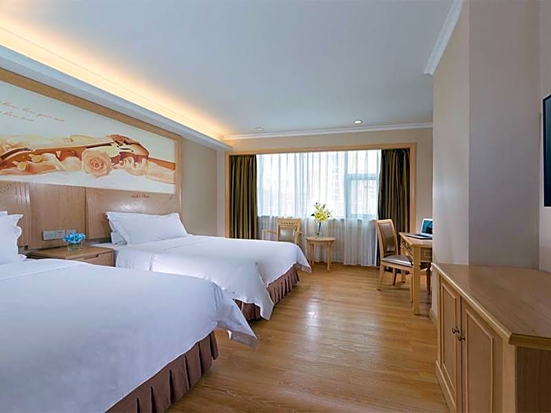 Vienna Hotel Shenzhen Nanshan Shekou Bay