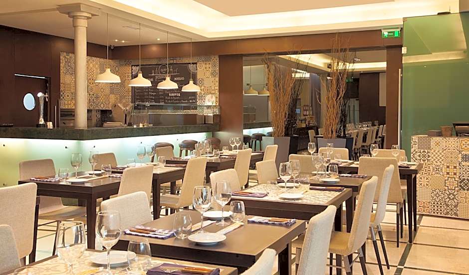 TURIM Restauradores Hotel