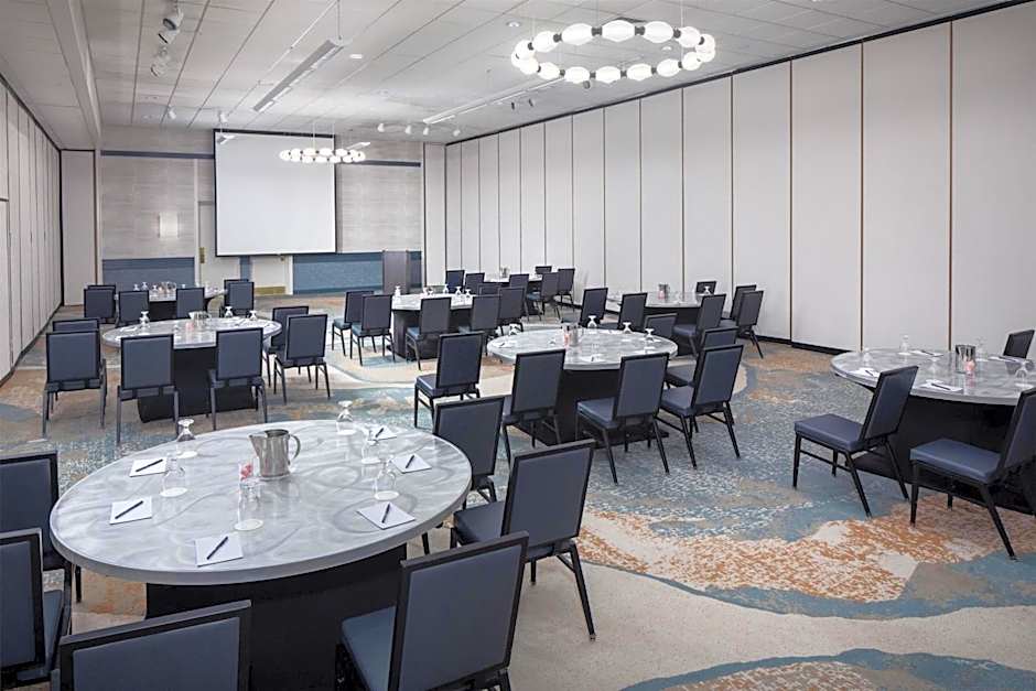 DoubleTree by Hilton Hotel Boston-Andover