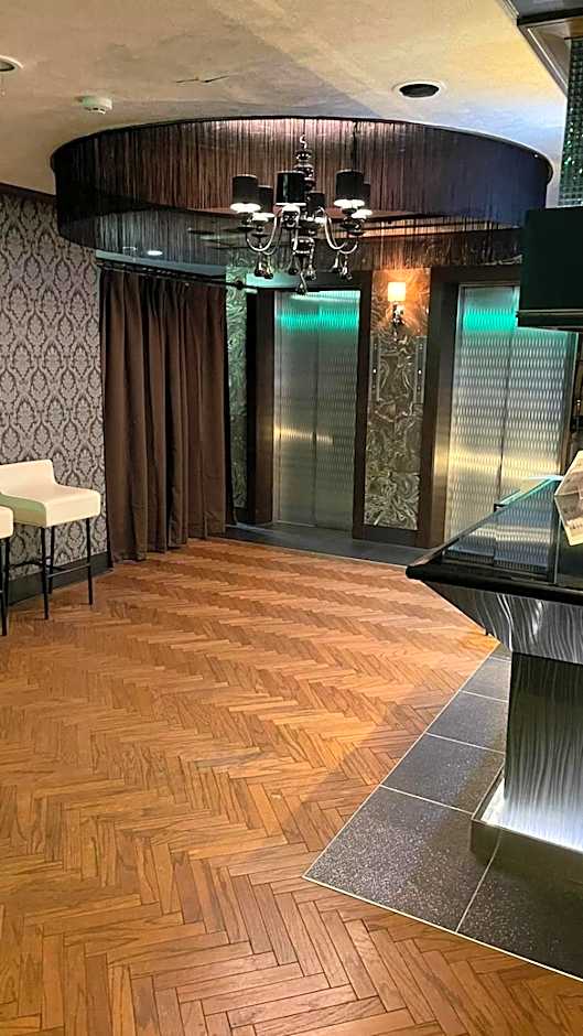 GLAMROSE -Adult Only Motel-