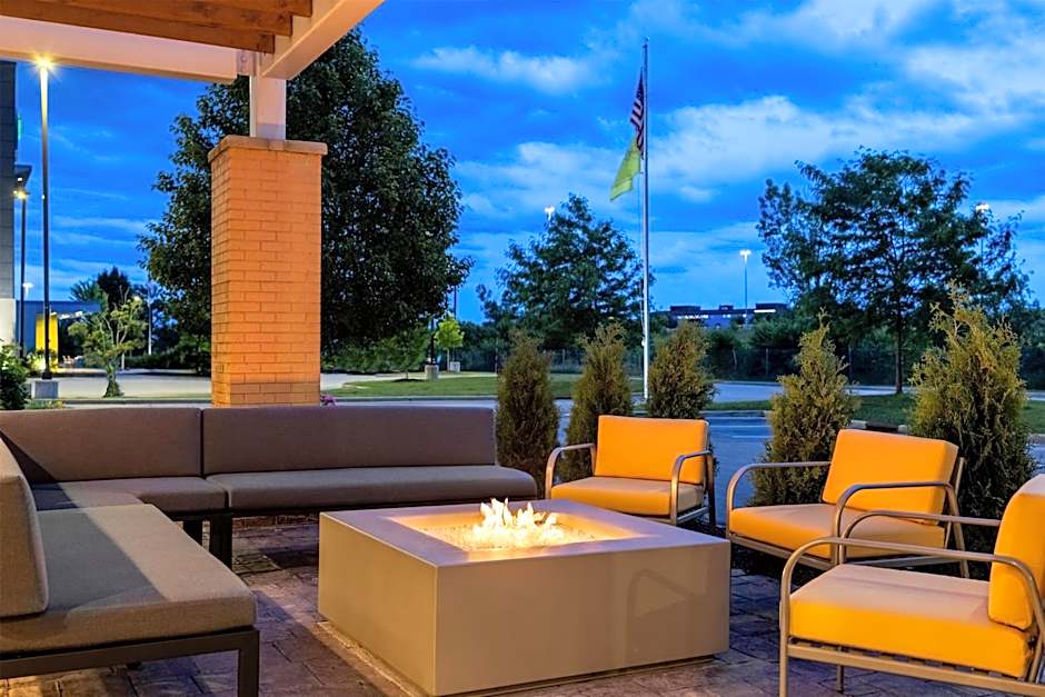 Home2 Suites by Hilton Milwaukee Brookfield