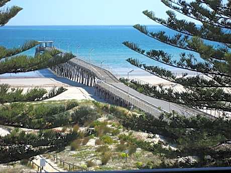 Deluxe Heritage Corner Room