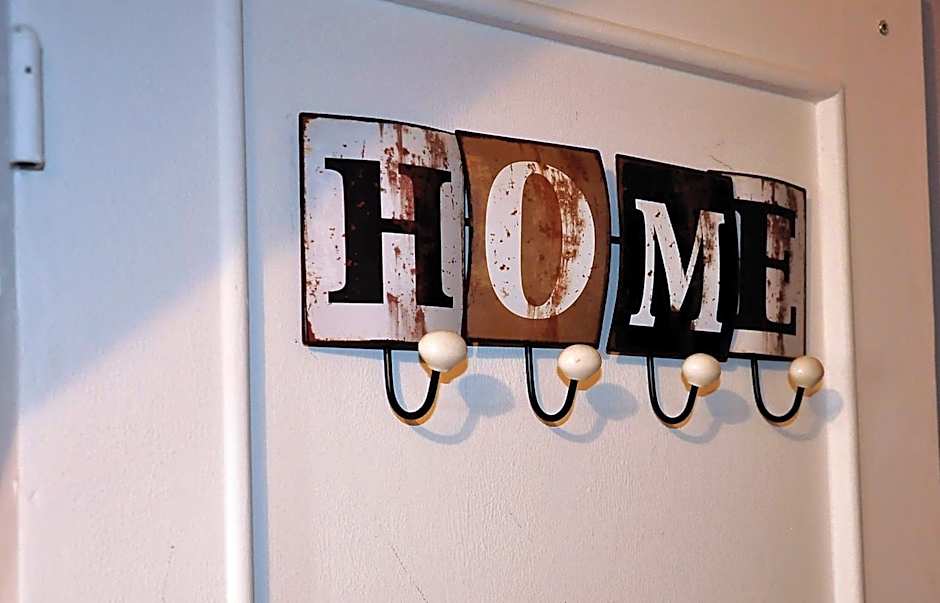 Friesen-Lodge Apartments