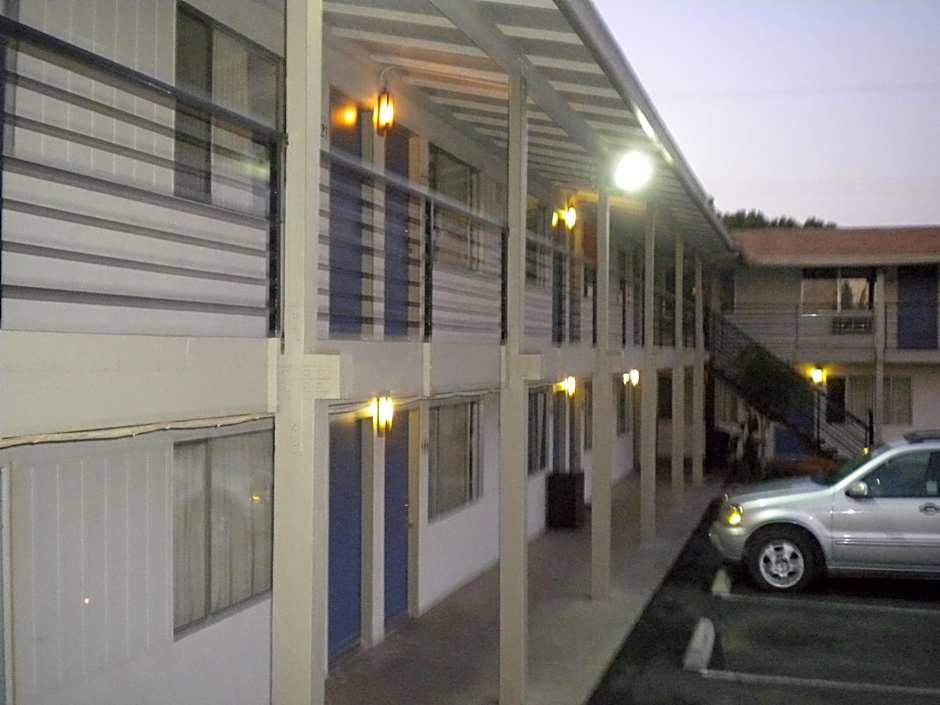 Foto 1 daripada 27 — Wasco Inn