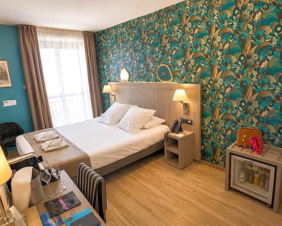 Unique Hôtel Résidence & Spa