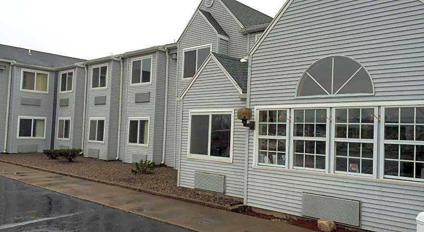 Baymont by Wyndham Henrietta/Rochester