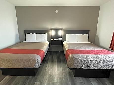 2 Full Beds | Non-Smoking