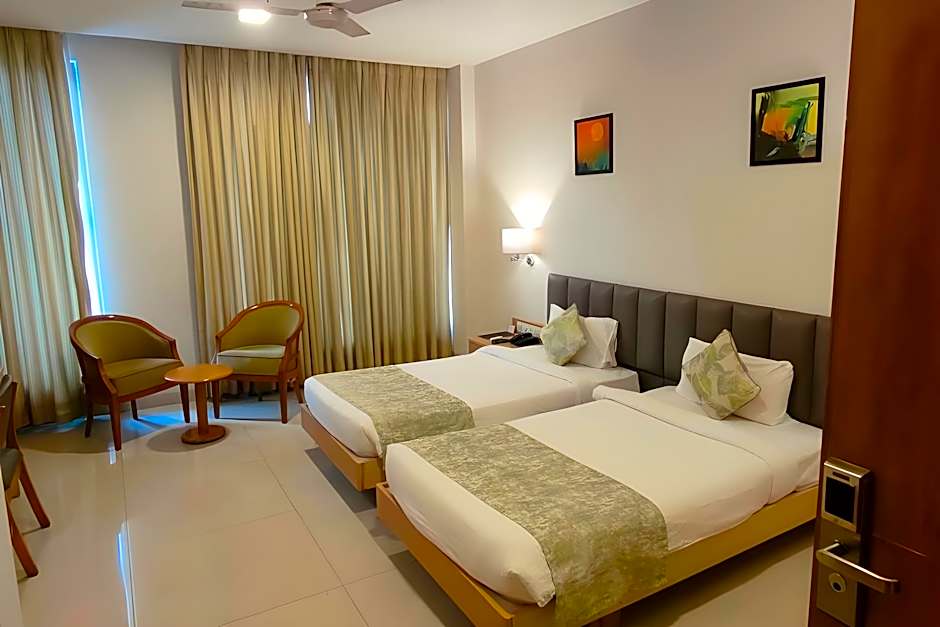 Monday Hotels Mahape