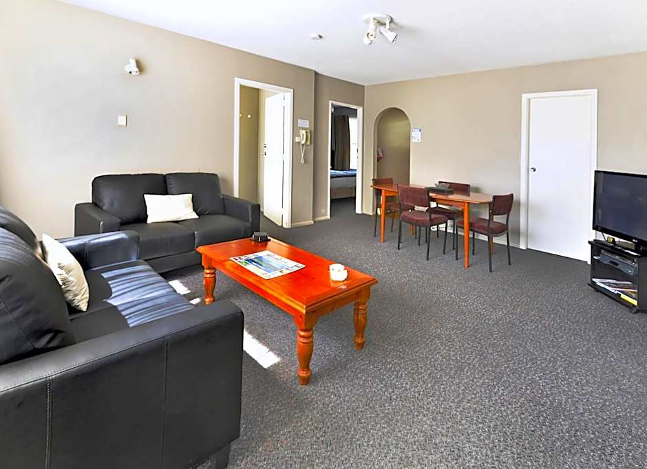 Classique Lodge Motel