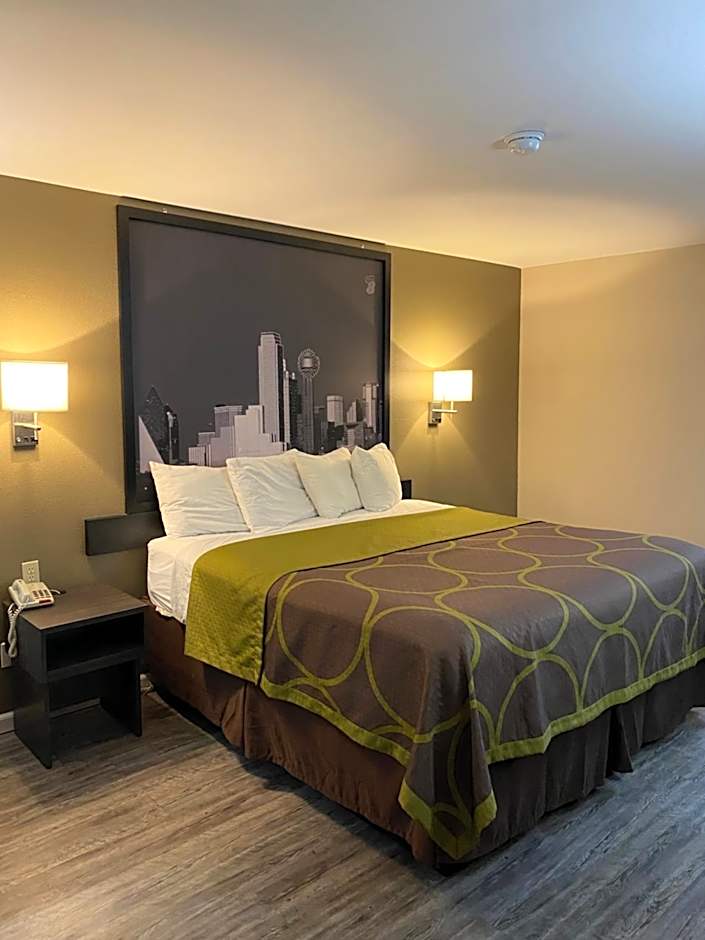 Super 8 by Wyndham Terrell