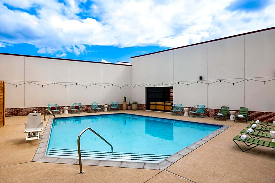 voco College Station Aggieland by IHG