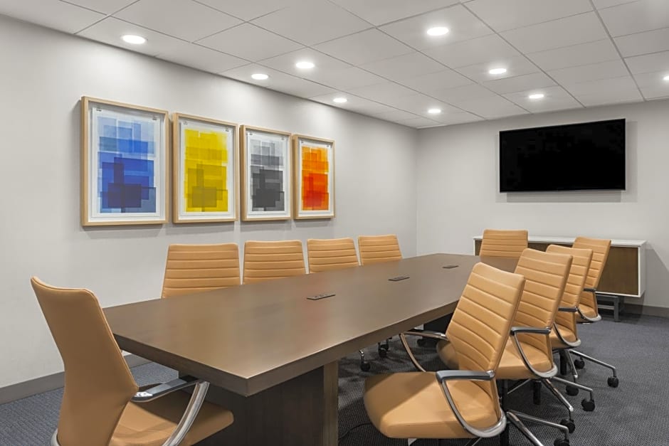 Holiday Inn Express Atlanta Airport - North by IHG