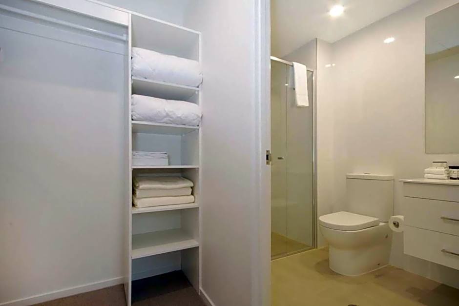 IQ Smart Apartments 704 Braddon ACT