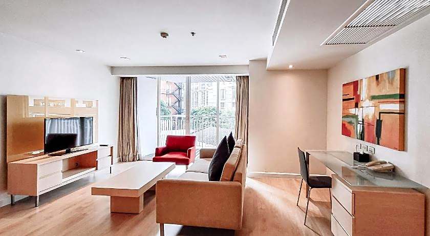 Urbana Langsuan Bangkok