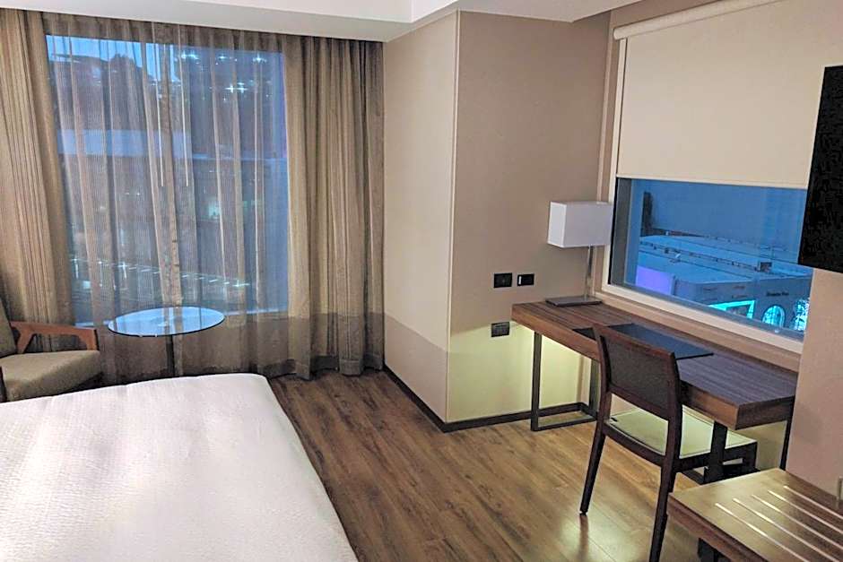 AC Hotel by Marriott Santa Fe