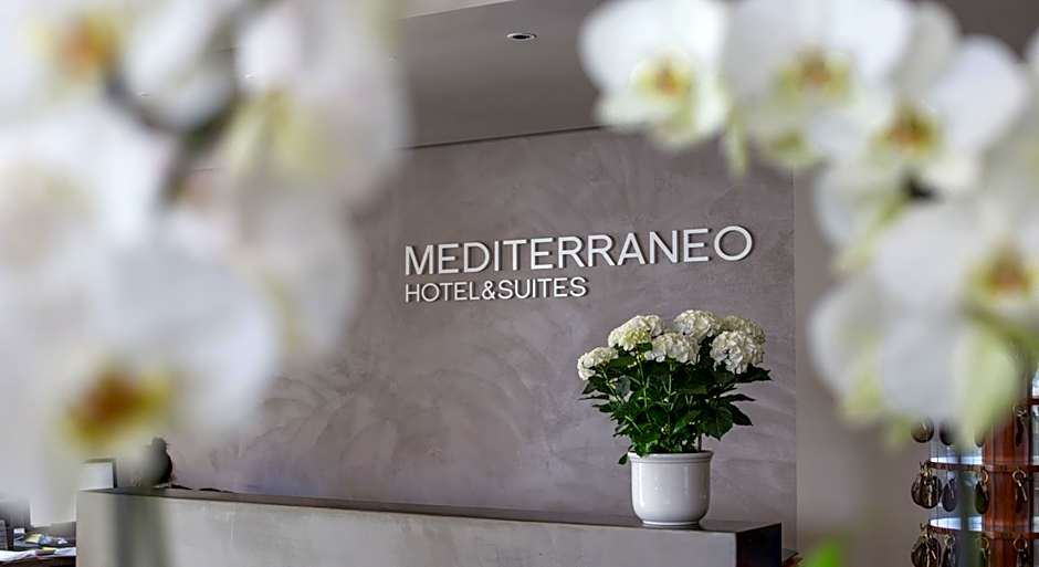 Mediterraneo Hotel & Suites