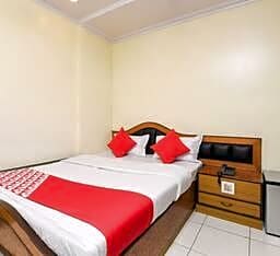 Hotel O City Palace