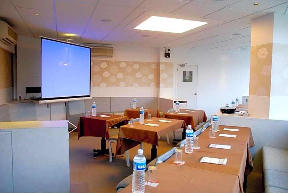 Executive Tamanna Hotel, Hinjewadi