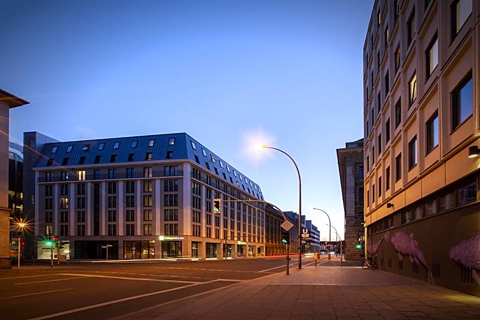 Holiday Inn Express Berlin - Alexanderplatz By IHG