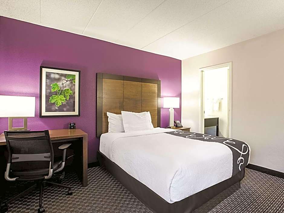 La Quinta Inn & Suites by Wyndham Baltimore N/White Marsh
