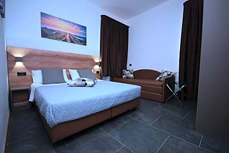 Classic Quadruple Room