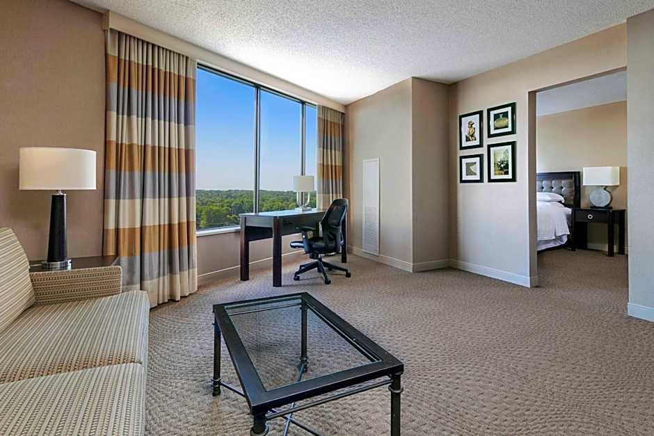 Sheraton Greensboro At Four Seasons