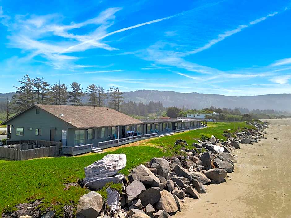 Crescent Beach Motel