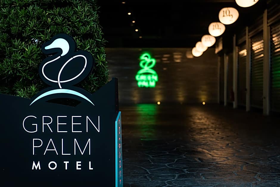 Green Palm Motel
