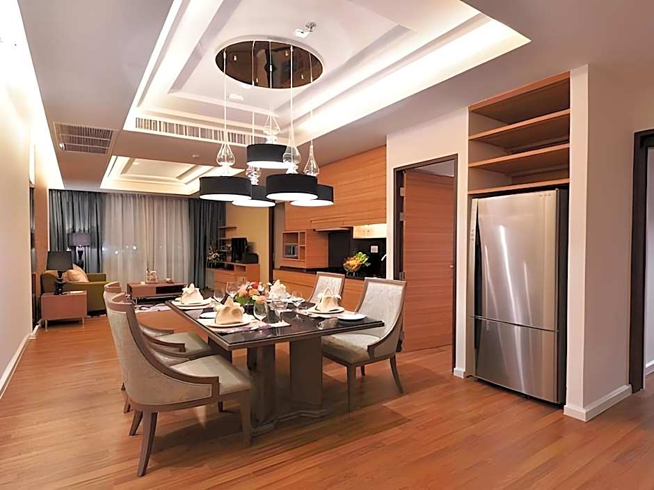 Summit Windmill Golf Residence