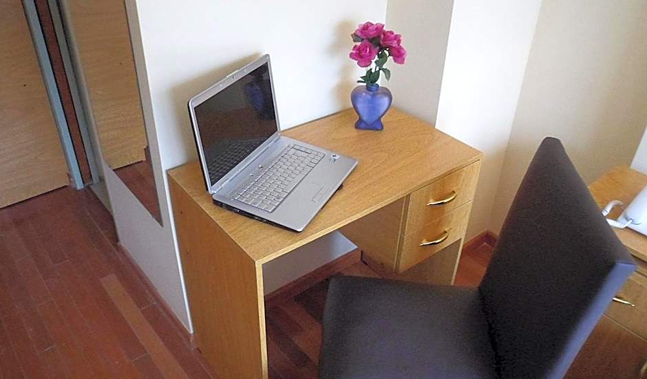 Juramento de Lealtad Townhouse Hotel