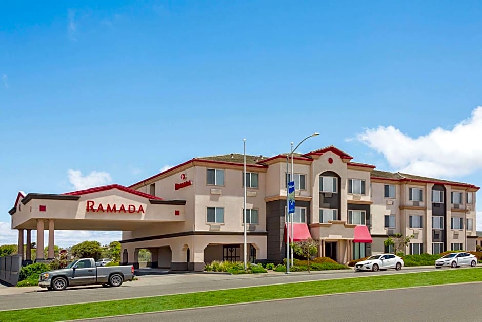 Ramada by Wyndham Marina