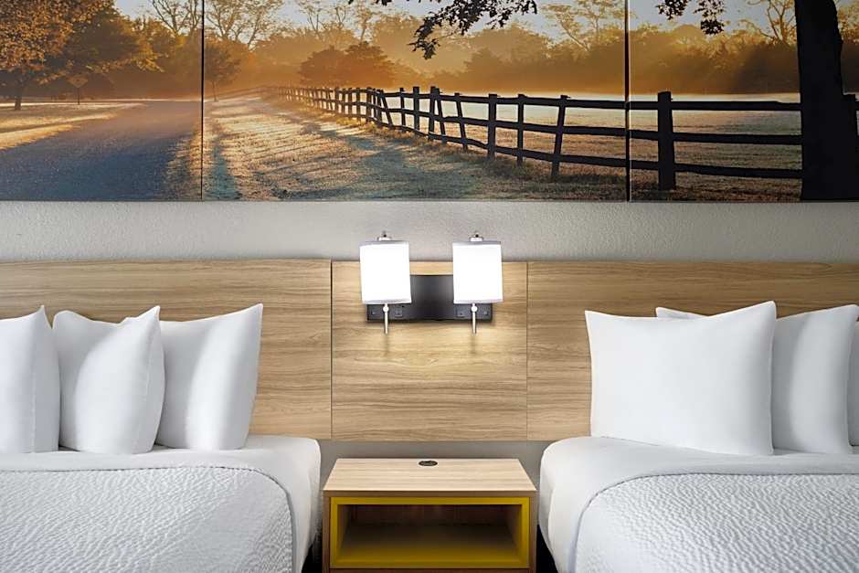 Days Inn by Wyndham Waycross