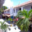 Hotel Plaza Almendros