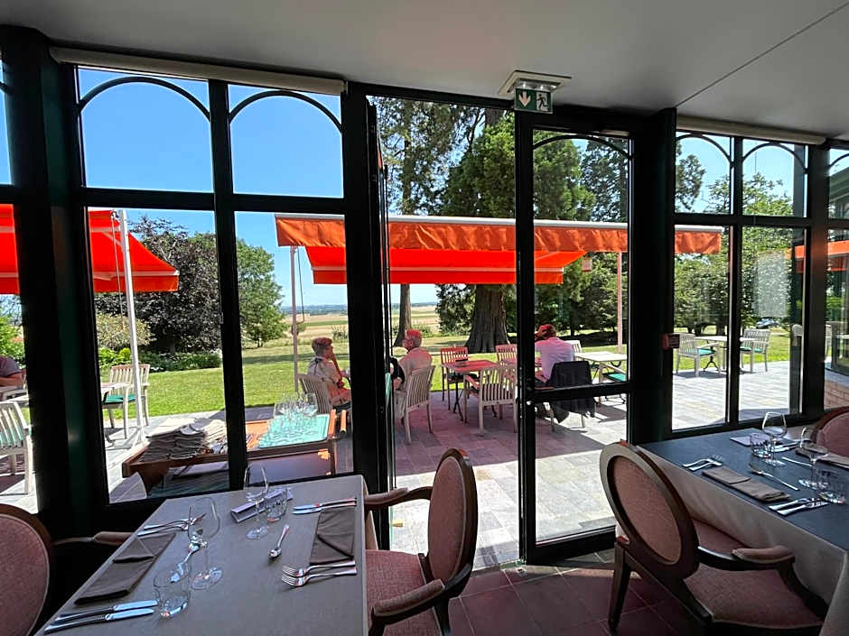 Logis - Hotel Restaurant La Sapinière - Proche Saint Omer