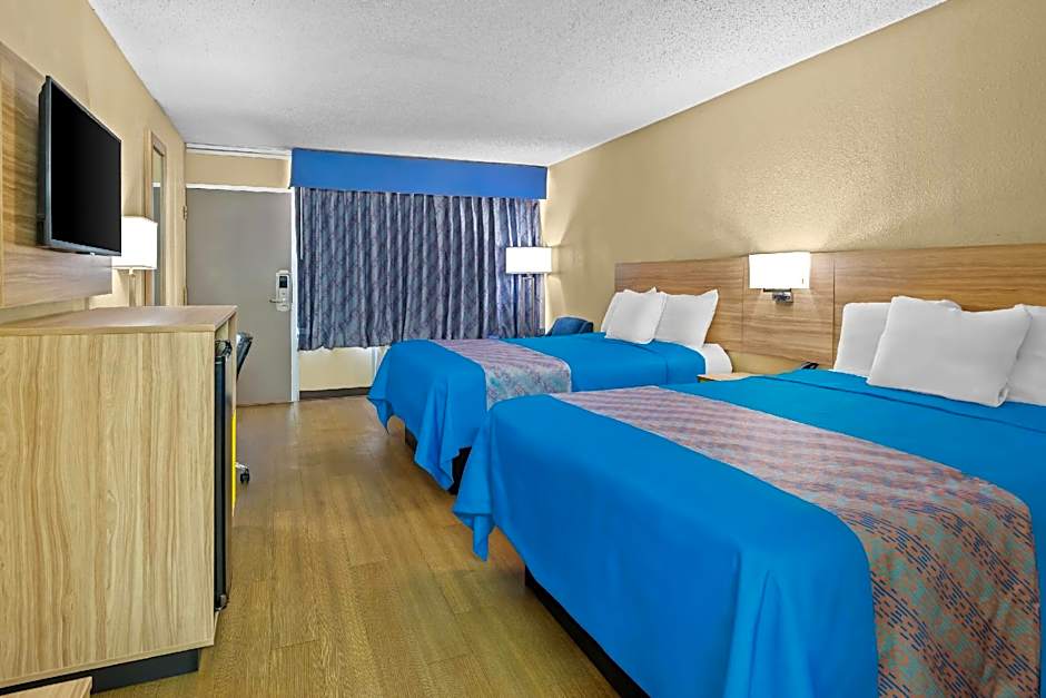 Days Inn by Wyndham Lafayette Near Lafayette Airport