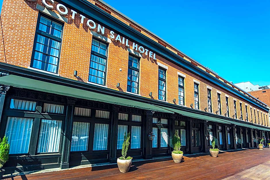 The Cotton Sail Hotel Savannah - Tapestry Collection by Hilton