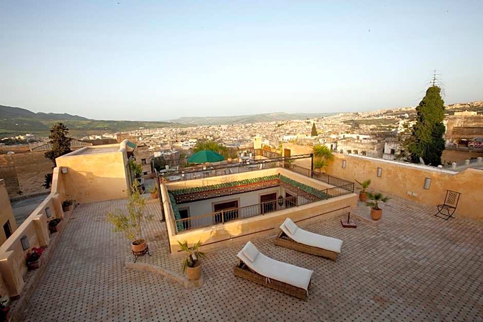 Riad Alya
