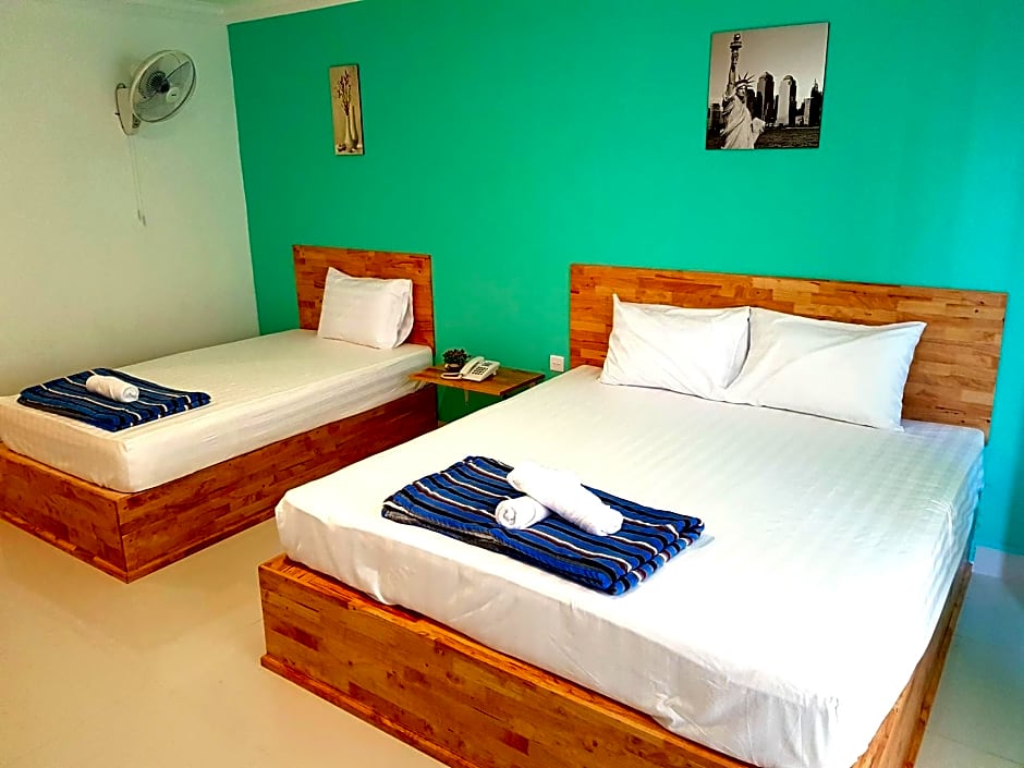 Lucky hostel and guesthouse