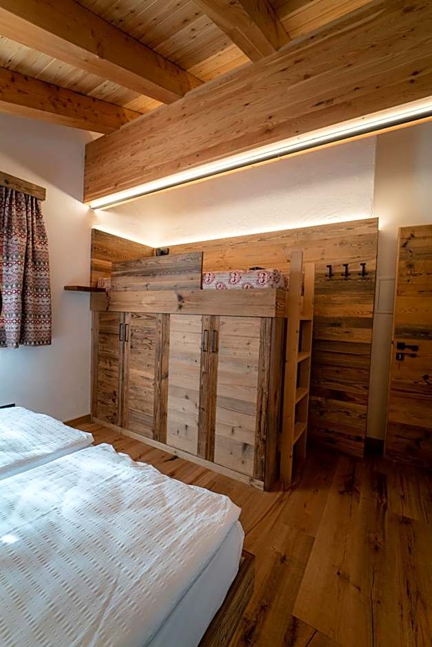 Rifugio Lago Malghette