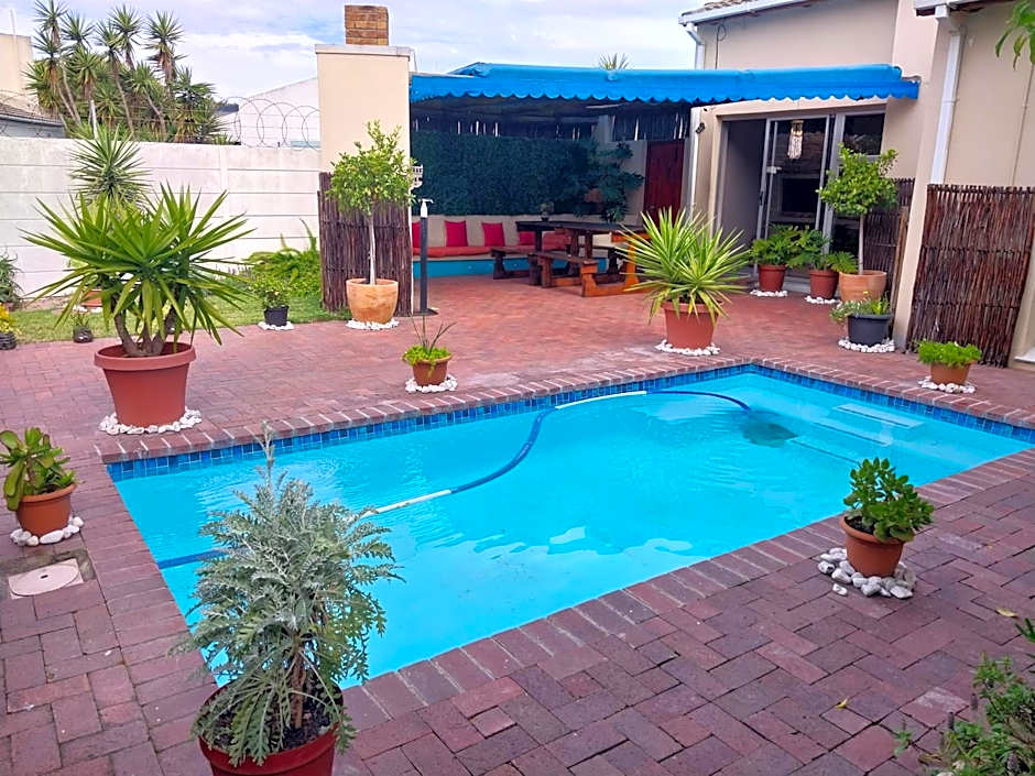 Serenity Shores Backpackers