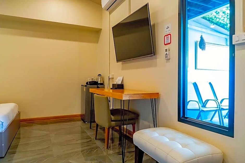 Ployburi Boutique Hotel