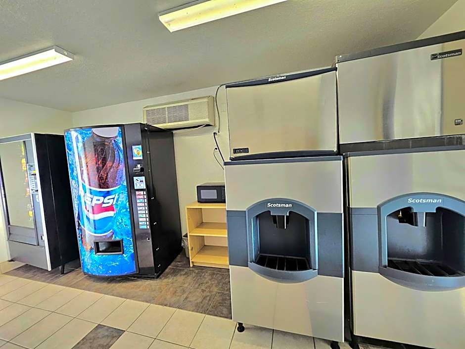 Motel 6-Palm Desert, CA - Palm Springs Area